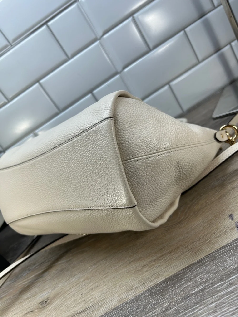 Coach cream satchel - Picture 7 of 13